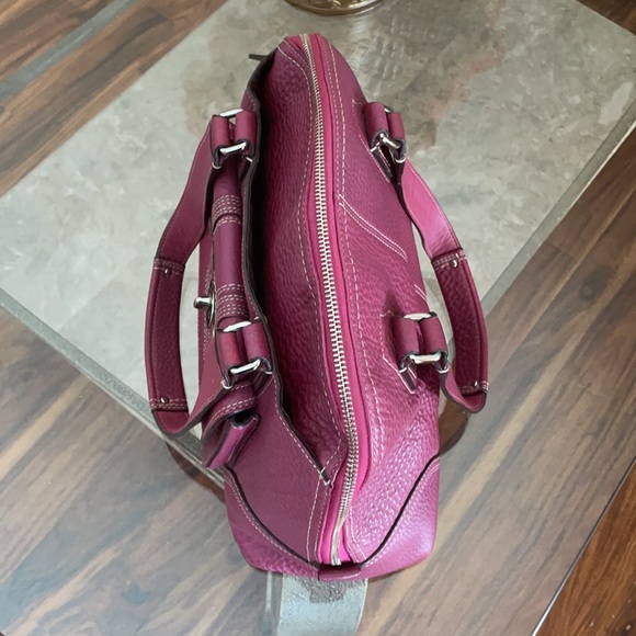 Coach Satchel - Picture 14 of 16